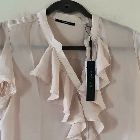 New! T Tahari Elegant Blush Ruffle Blouse Women’s Size Medium - Picture 8 of 15